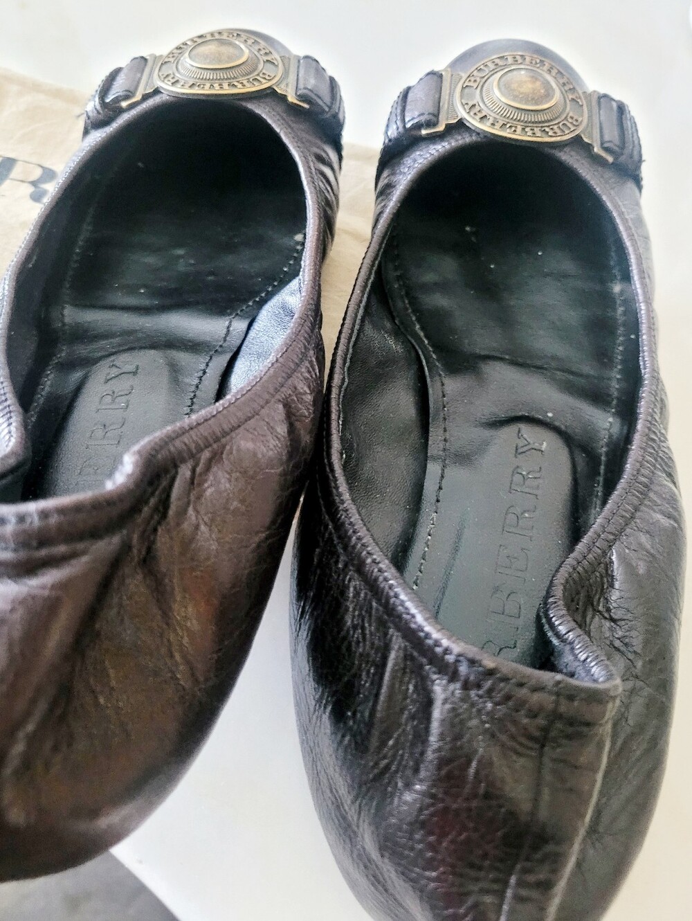 Burberry Lamb Leather Ballet Flats with Gold Logo Medallion Brown US 9 - Picture 6 of 16